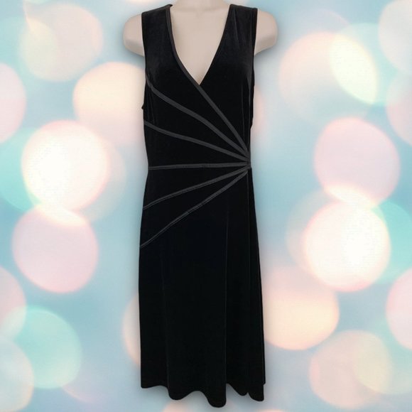 Connected Apparel Women's Black Velour V-Neck Sleeveless Sheath Cocktail Dress 8 - Picture 2 of 6